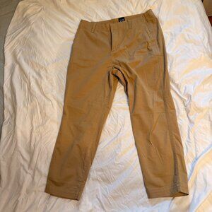 NWOT Gap Ankle Pants Khaki Size 12